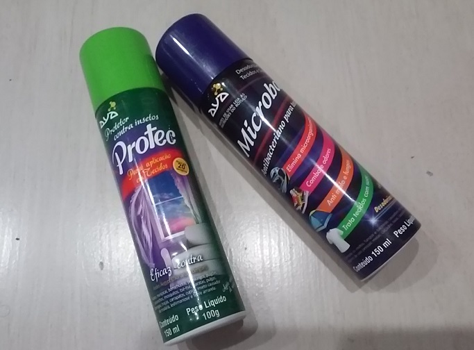 Repelente para ser usado em roupas da marca Protec | Foto: Angela Crespo