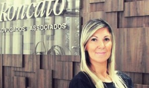 A advogada Adriana Barreto fala que a hipervulnerabilidade do idoso precisa ser reconhecida | Foto: Divulgação