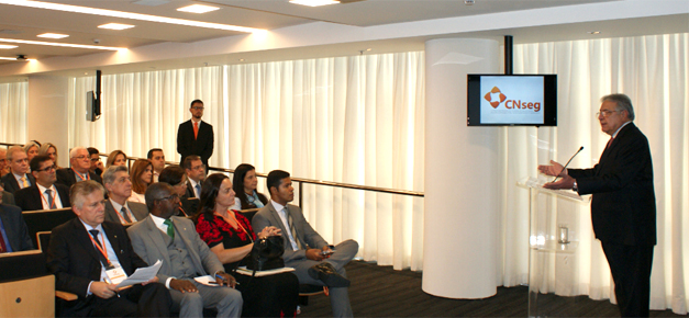 Encontro na CNseg reuniu ouvidores e especialistas para tratarem dos direitos dos consumidores em saúde | Foto: CNseg