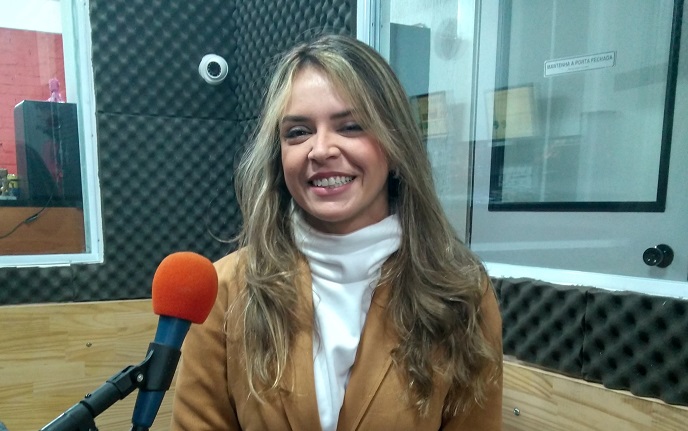 A advogada Fernanda Nogueira alerta que o questionamento na Justiça sobre a cobrança de ICMS nas bandeiras tarifárias só pode ser feito dos últimos 60 meses | Foto: Mega Brasil