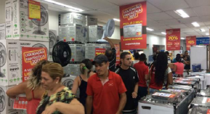Na liquidação de início de ano, as ofertas podem variar de 30% a 70% em eletros, diz a Alshop | Foto: Divulgação