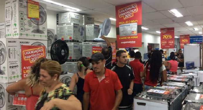 Na liquidação de início de ano, as ofertas podem variar de 30% a 70% em eletros, diz a Alshop | Foto: Divulgação