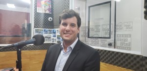 Aquiles Vilar, vice-presidente jurídico, explica o funcionamento do Cartão de Todos | Foto: Mega Brasil