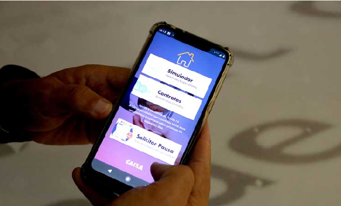 A Caixa permitirá que o cliente tenha até duas parcelas em atraso e poderá pausar as prestações por três meses. É preciso acionar o aplicativo | Foto: Divulgação
