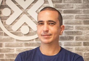 Para Alexandre Resende, como qualquer ferramenta criada e alimentada pelo humano, a Inteligência Artificial não é imune aos erros e com a disseminação vieram questionamentos sobre seu uso ético | Foto: Divulgação