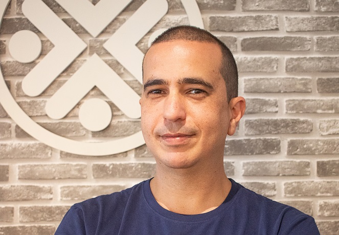 Para Alexandre Resende, como qualquer ferramenta criada e alimentada pelo humano, a Inteligência Artificial não é imune aos erros e com a disseminação vieram questionamentos sobre seu uso ético | Foto: Divulgação