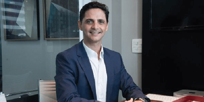 O educador financeiro Uesley Lima dá dicas de como se organizar em períodos de pouco dinheiro