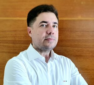 "A operadora segue a regulação da ANS, mas o juiz pode decidir de forma diferente. Isso gera insegurança para todos os lados”, destaca Elano Figueiredo